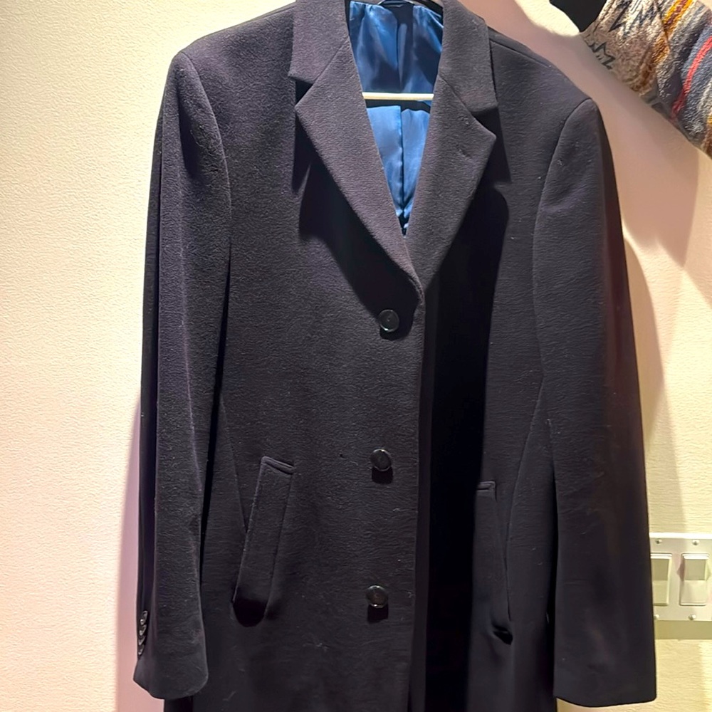 Tommy Hilfiger Designer suit jacket.